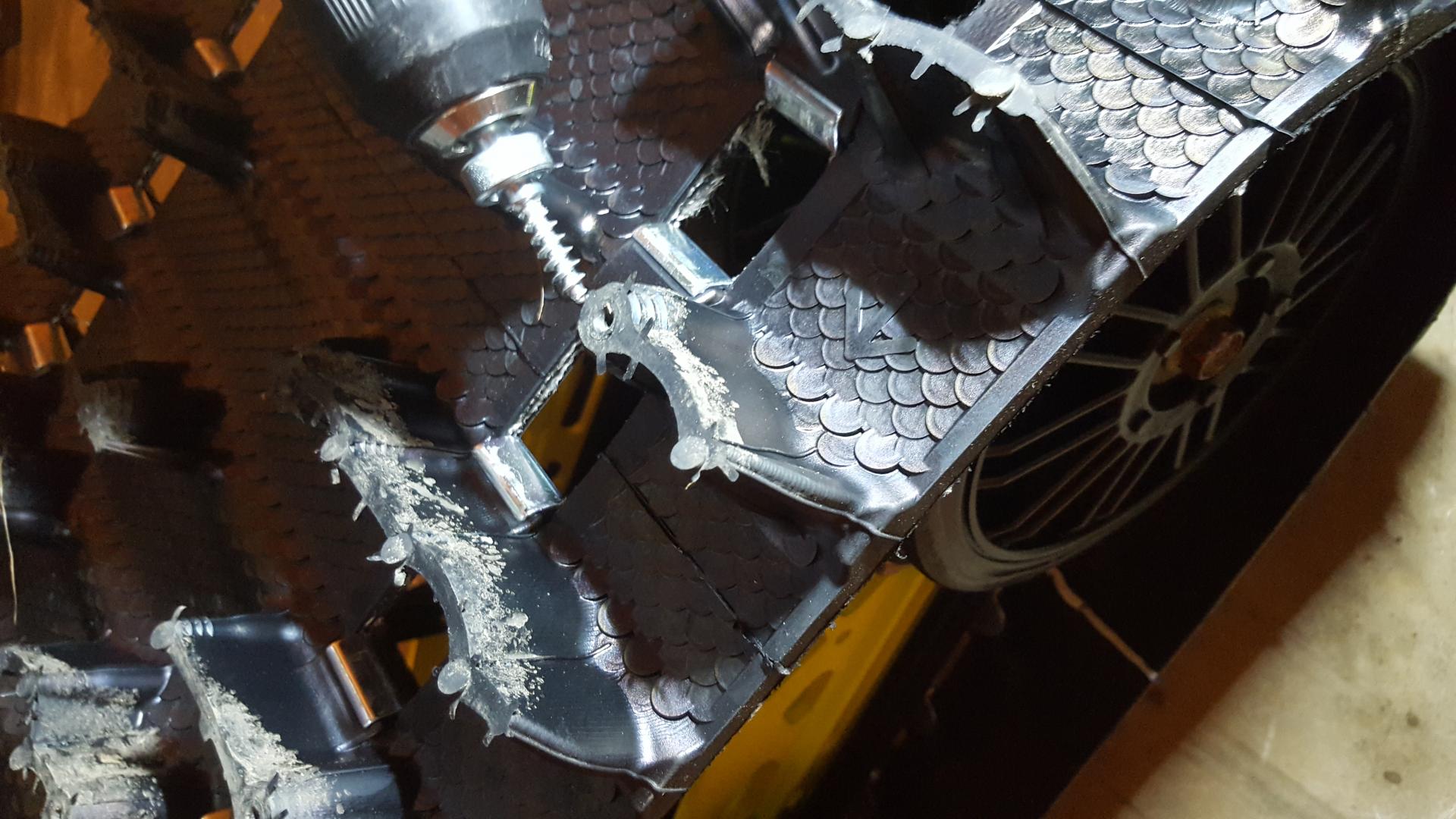 ST-25R iGrip 25mm standard racing studs providing pro-level ice traction and control on snowy tracks